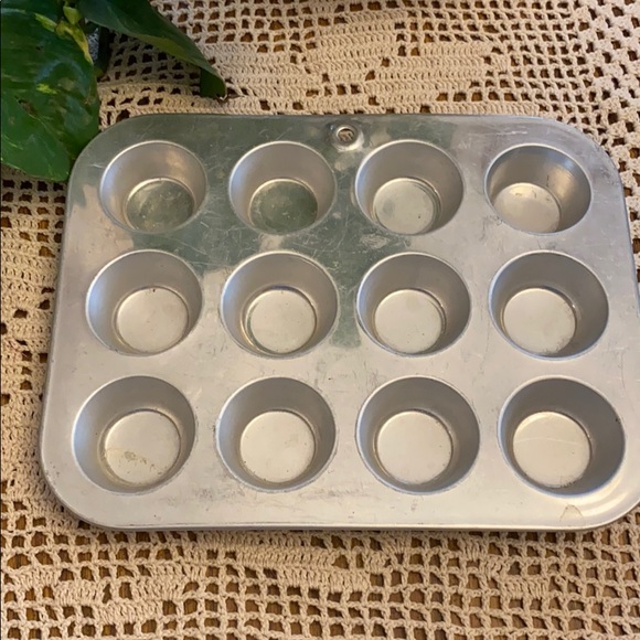 Other - Vintage Mini Muffin Pan!